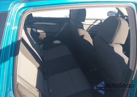 2009 Pontiac G3 z USA, uszkodzony, nr VIN KL2TD66E99B600740